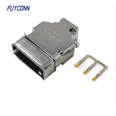 Perumahan Plastik Bentuk L 34 Pin Konektor Router Crimping V.35 Wanita dengan Pelindung Shell
